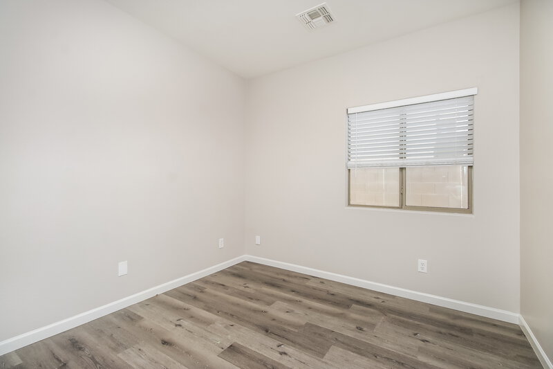 1,770/Mo, 17320 W Caribbean Ln Surprise, AZ 85388 Bedroom View 2