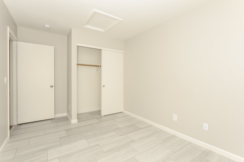 2,050/Mo, 8216 W Rue De Lamour Peoria, AZ 85381 Bedroom View 2