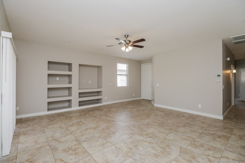 2,165/Mo, 21027 E Sonoqui Dr Queen Creek, AZ 85142 Living Room View