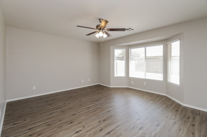 2,140/Mo, 2833 W La Salle St Phoenix, AZ 85041 Main Bedroom View