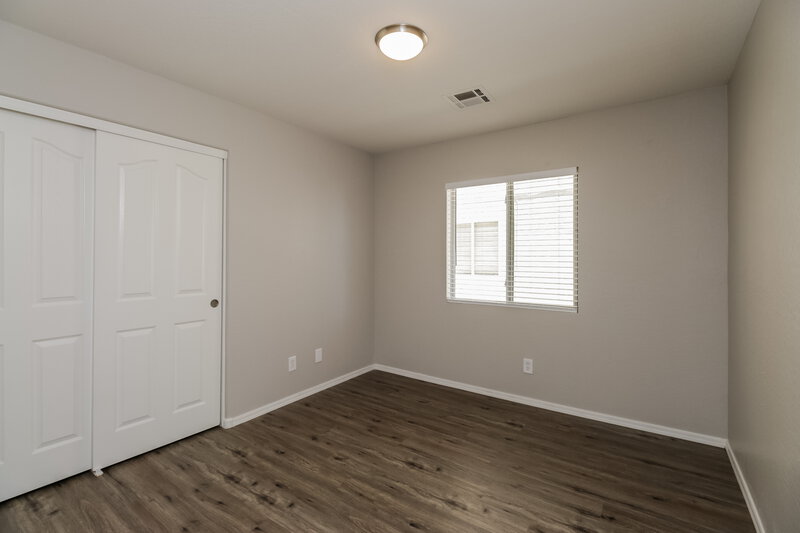 2,140/Mo, 2833 W La Salle St Phoenix, AZ 85041 Bedroom View