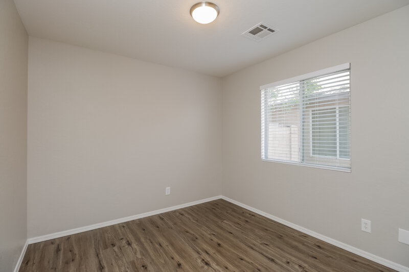 2,140/Mo, 2833 W La Salle St Phoenix, AZ 85041 Bedroom View 3