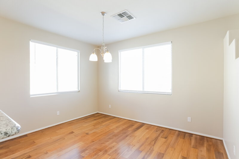 2,720/Mo, 1330 E Julian Dr Gilbert, AZ 85295 Dining Room View