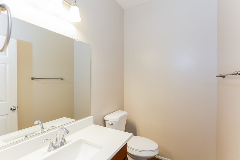 2,720/Mo, 1330 E Julian Dr Gilbert, AZ 85295 Bathroom View 2
