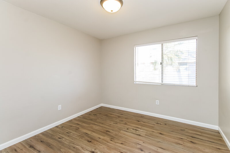 2,055/Mo, 1424 E Park Ave Chandler, AZ 85225 Bedroom View