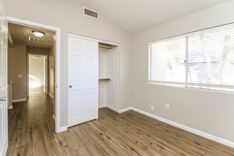 2,055/Mo, 1424 E Park Ave Chandler, AZ 85225 Bedroom View 2