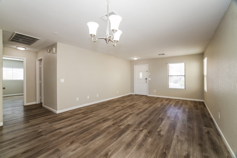 1,885/Mo, 9650 W Payson Rd Tolleson, AZ 85353 Dining Room View