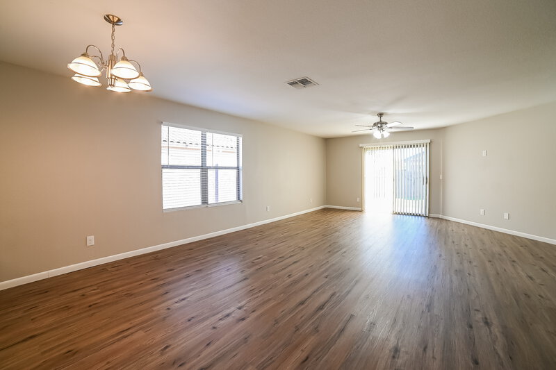 2,050/Mo, 3045 W Desert Vista Trail Phoenix, AZ 85083 Dining Room View