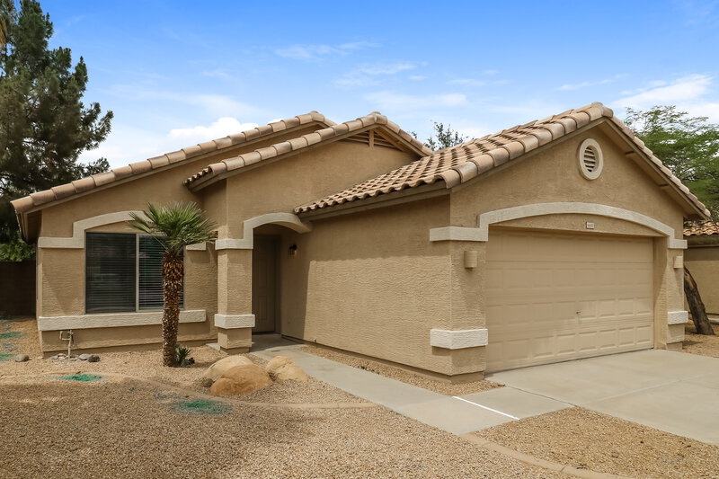 2,040/Mo, 6610 W Chickasaw St Phoenix, AZ 85043 Misc View