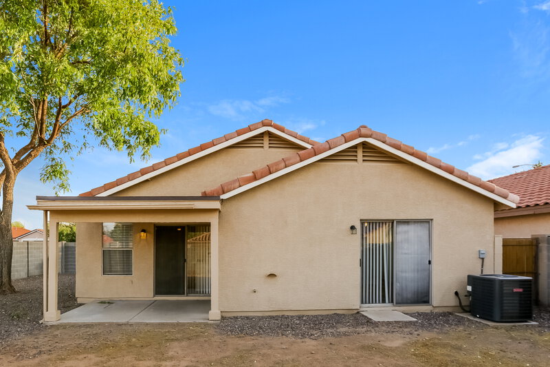 2,560/Mo, 5725 E Flower Cir Mesa, AZ 85206 Rear View