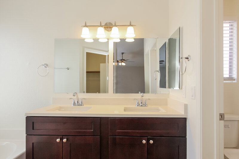 2,890/Mo, 14963 W Bottle Tree Ave Surprise, AZ 85374 Main Bathroom View