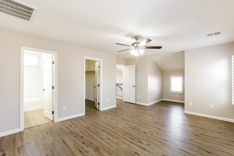 2,300/Mo, 4087 E Jasper Dr Gilbert, AZ 85296 Main Bedroom View 2