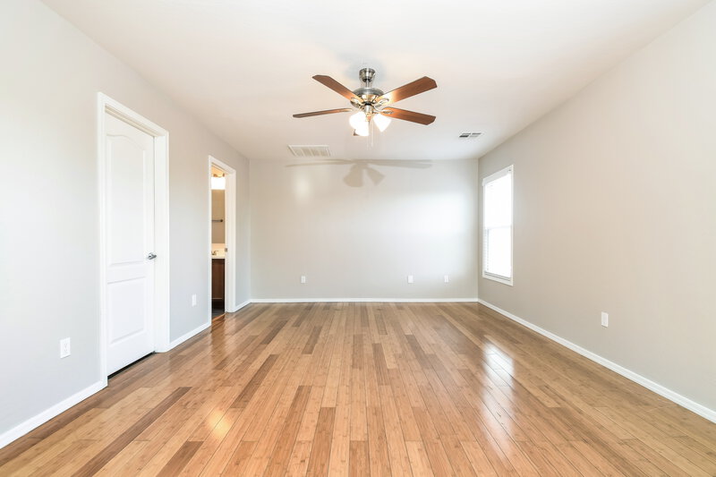 0/Mo, 4173 E Jasper Dr Gilbert, AZ 85296 Main Bedroom View 2