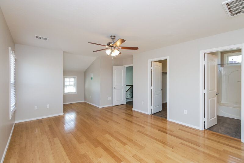 2,410/Mo, 4173 E Jasper Dr Gilbert, AZ 85296 Main Bedroom View 2