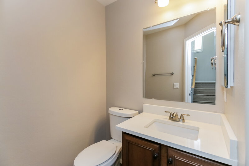 2,410/Mo, 4173 E Jasper Dr Gilbert, AZ 85296 Bathroom View