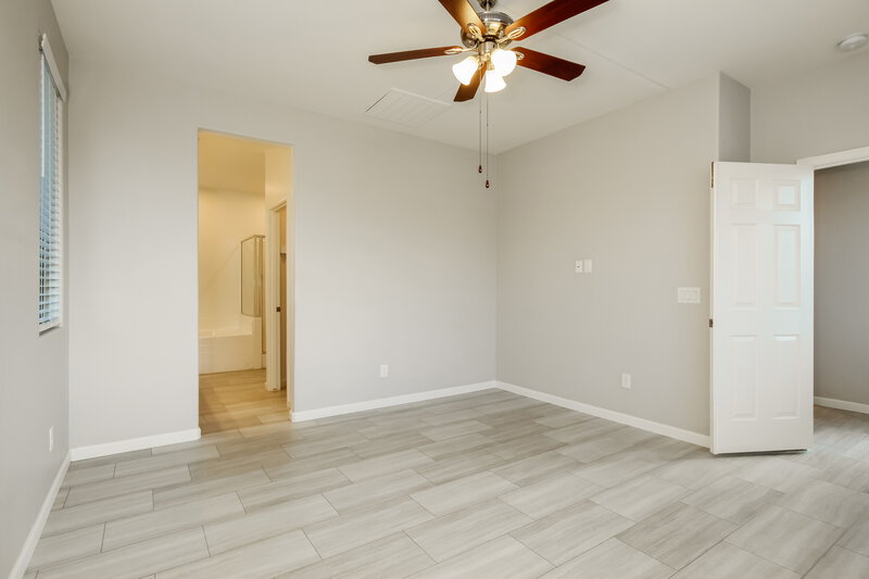 2,340/Mo, 5439 W Fetlock Trail Phoenix, AZ 85083 Main Bedroom View 2