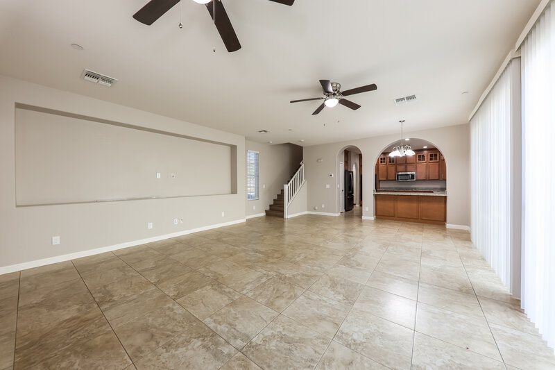 1,995/Mo, 29082 N 124th Ln Peoria, AZ 85383 Living Room View 2