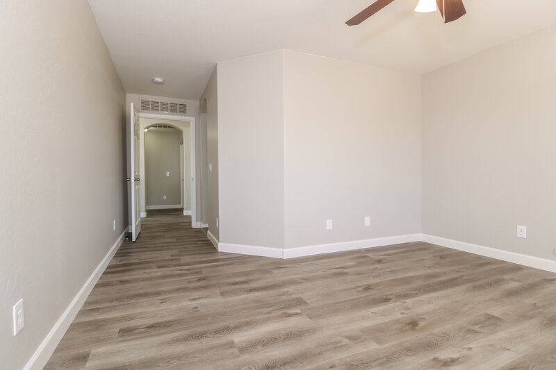 1,945/Mo, 11388 W Mohave St Avondale, AZ 85323 Main Bedroom View 2