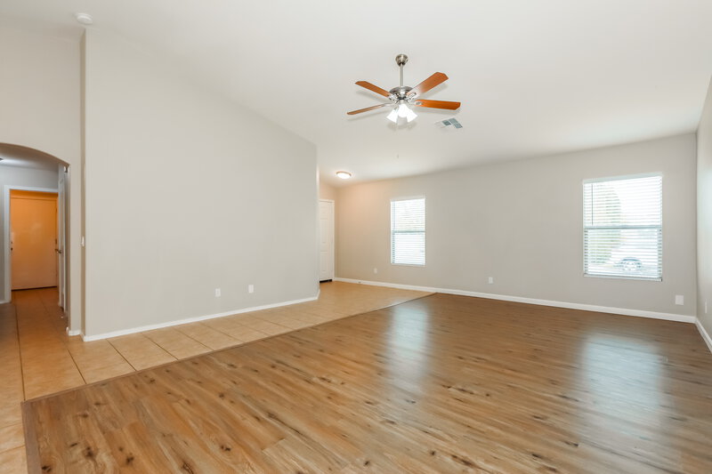 1,940/Mo, 39433 N Parisi Cir San Tan Valley, AZ 85140 Living Room View 3