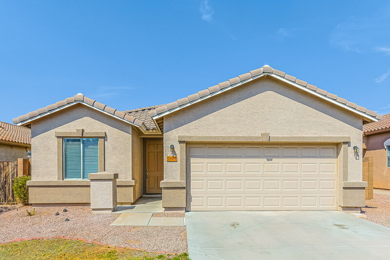 2,435/Mo, 7905 S 73rd Ln Laveen, AZ 85339 External View