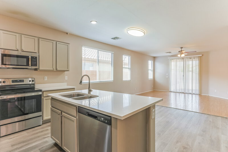 2,435/Mo, 7905 S 73rd Ln Laveen, AZ 85339 Misc View 4