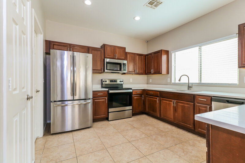 1,825/Mo, 25826 W Pleasant Ln Buckeye, AZ 85326 Kitchen View