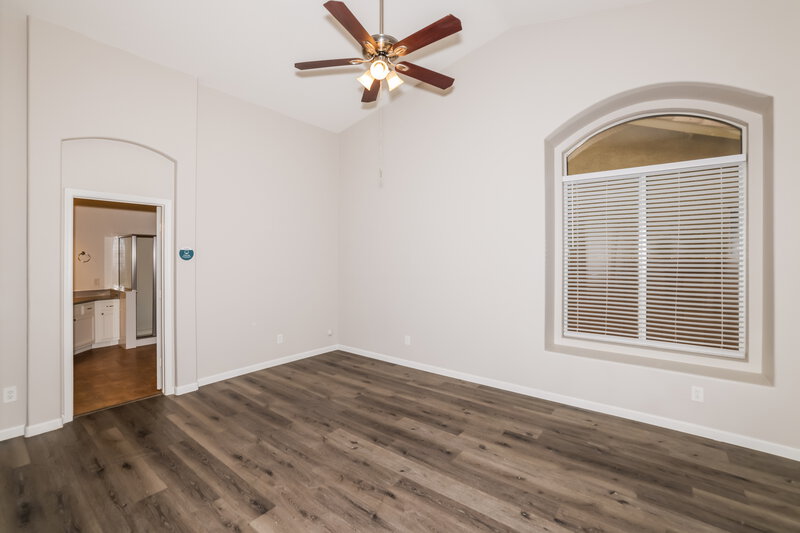 2,615/Mo, 4116 W Monona Dr Glendale, AZ 85308 Main Bedroom View