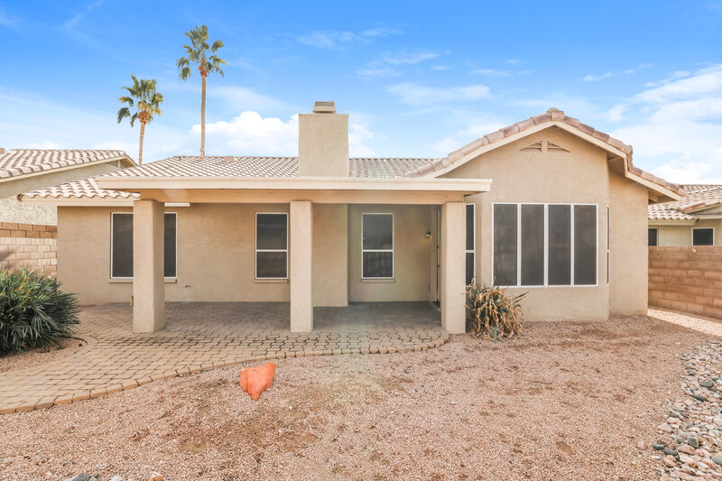 2,615/Mo, 4116 W Monona Dr Glendale, AZ 85308 Rear View