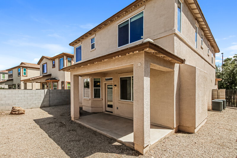 2,195/Mo, 1238 E Julian Dr Gilbert, AZ 85295 Rear View