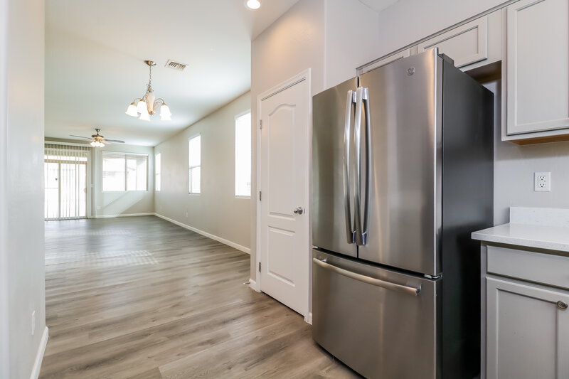 2,200/Mo, 17672 W Maricopa St Goodyear, AZ 85338 Kitchen View 2