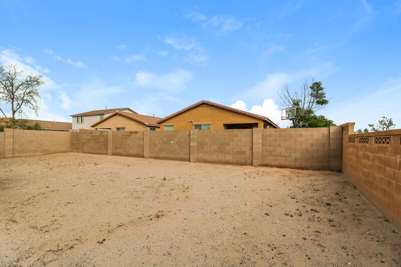 2,200/Mo, 17672 W Maricopa St Goodyear, AZ 85338 Exterior View