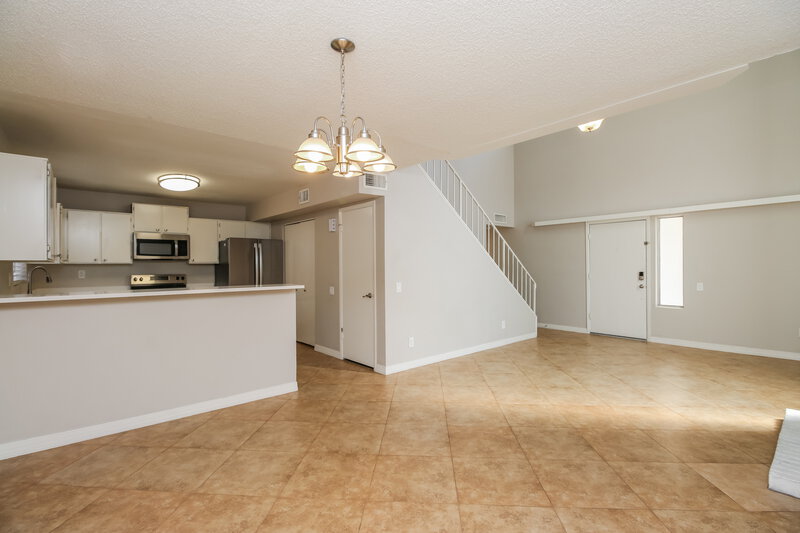 2,180/Mo, 7030 S 42nd St Phoenix, AZ 85042 Dining Room View