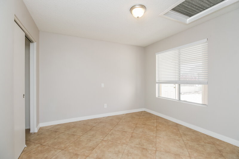 2,180/Mo, 7030 S 42nd St Phoenix, AZ 85042 Bedroom View