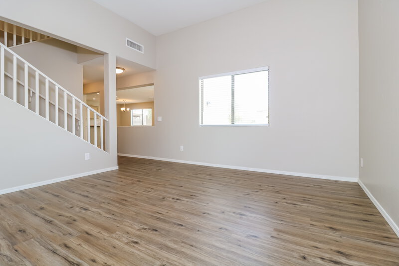 2,470/Mo, 7412 S 37th Dr Phoenix, AZ 85041 Living Room View 2