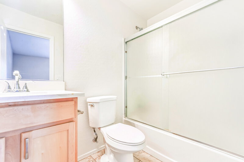 1,875/Mo, 2781 W Mira Dr Queen Creek, AZ 85142 Main Bathroom View