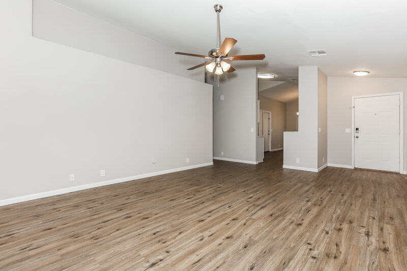 2,210/Mo, 10704 E Enid Ave Mesa, AZ 85208 Living Room View 2