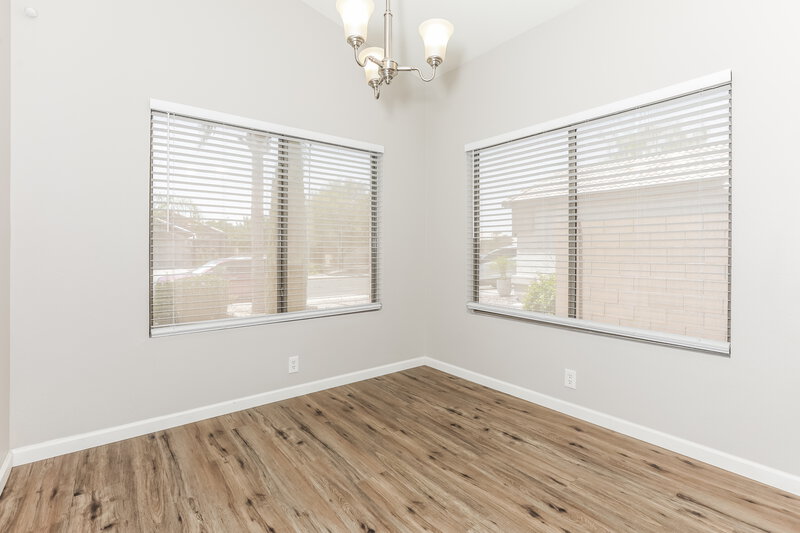 2,210/Mo, 10704 E Enid Ave Mesa, AZ 85208 Dining Room View
