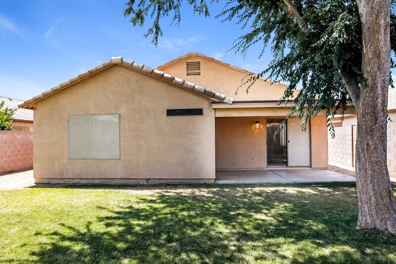2,210/Mo, 10704 E Enid Ave Mesa, AZ 85208 Rear View