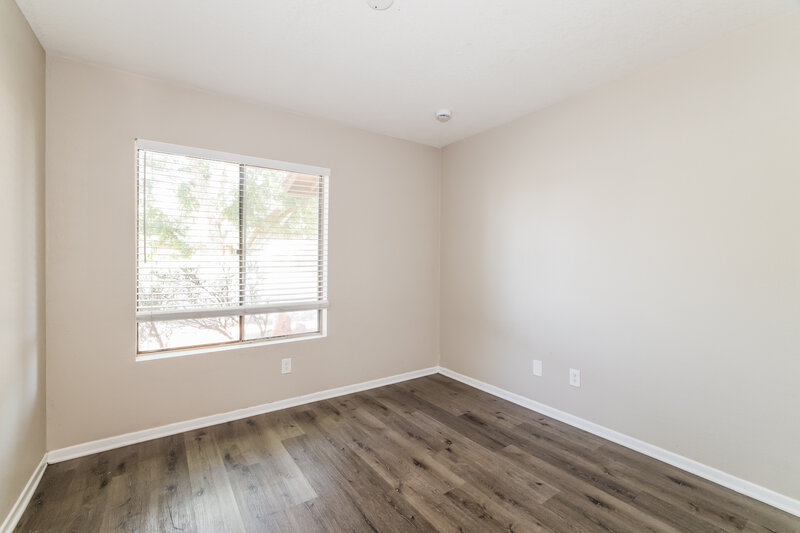 2,680/Mo, 1307 W Palo Verde Dr Chandler, AZ 85224 Bedroom View 2