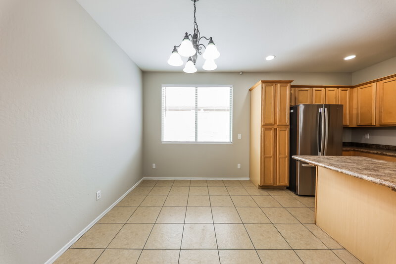 1,925/Mo, 7612 S 68th Dr Laveen, AZ 85339 Dining Room View