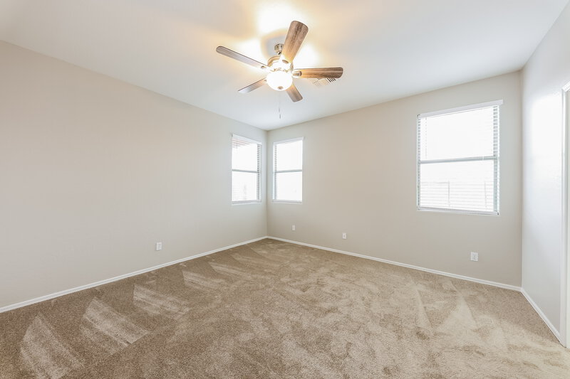 1,925/Mo, 7612 S 68th Dr Laveen, AZ 85339 Main Bedroom View 2