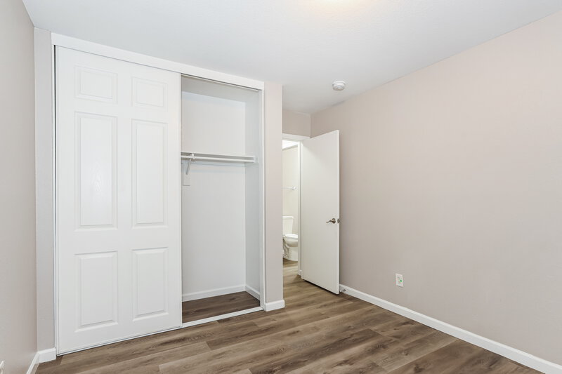 2,060/Mo, 10938 E Flossmoor Ave Mesa, AZ 85208 Bedroom View