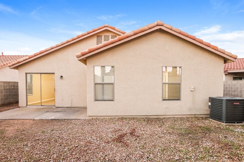 2,060/Mo, 10938 E Flossmoor Ave Mesa, AZ 85208 Rear View