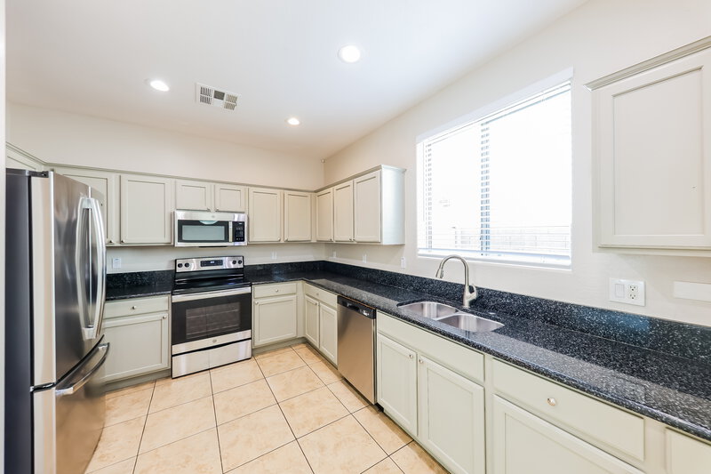 2,395/Mo, 25934 N 54th Ave Phoenix, AZ 85083 Kitchen View 2