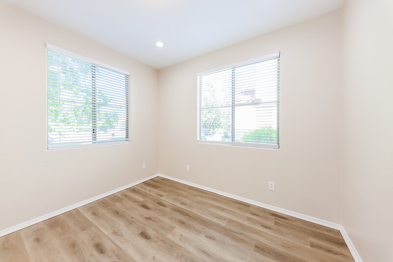 2,395/Mo, 25934 N 54th Ave Phoenix, AZ 85083 Sitting Room View