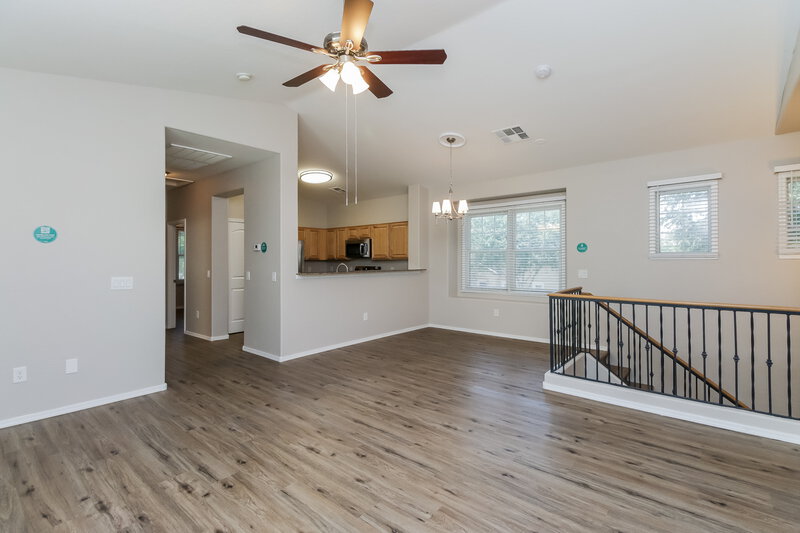2,050/Mo, 4318 E Jasper Dr Gilbert, AZ 85296 Living Room View 2