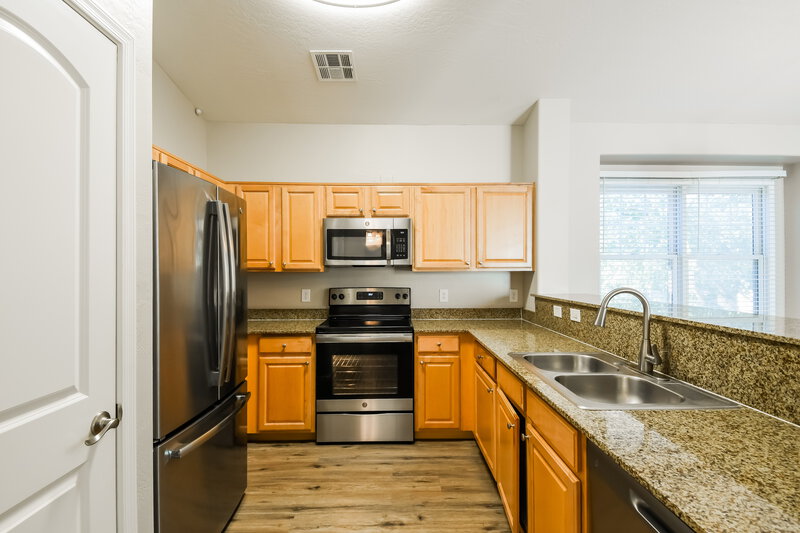 1,965/Mo, 4318 E Jasper Dr Gilbert, AZ 85296 Kitchen View