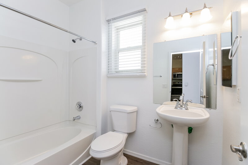 2,050/Mo, 4318 E Jasper Dr Gilbert, AZ 85296 Powder Room View