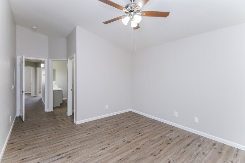 2,240/Mo, 3719 E Inverness Ave #38 Mesa, AZ 85206 Main Bedroom View 2