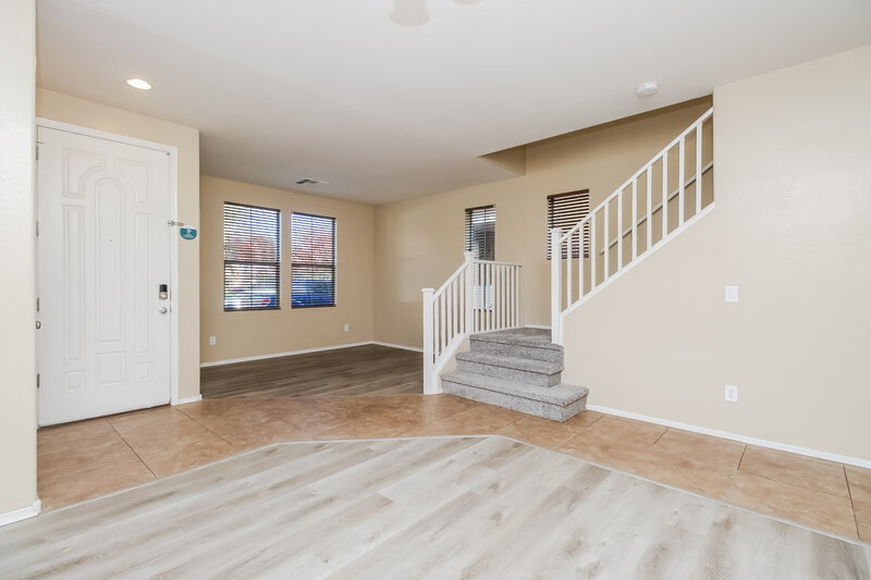 2,335/Mo, 3283 E Tulsa St Gilbert, AZ 85295 Dining Room View